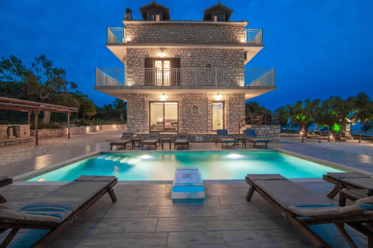 Villa Foteini *